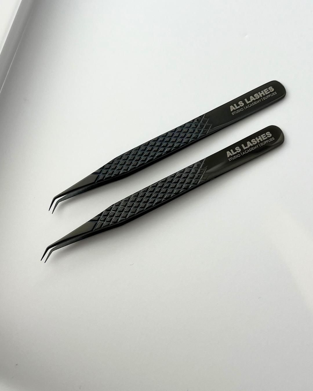 Multi-funtional Tweezer