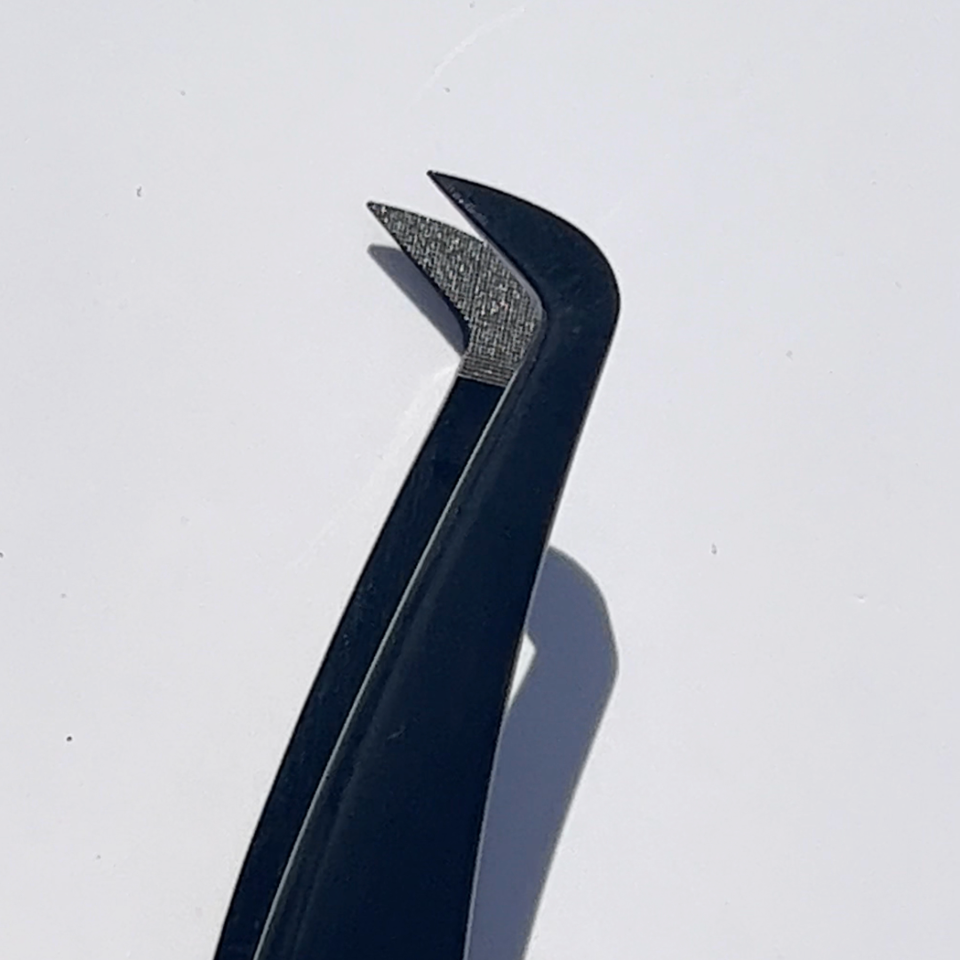 "QUEEN" SWAN TWEEZER