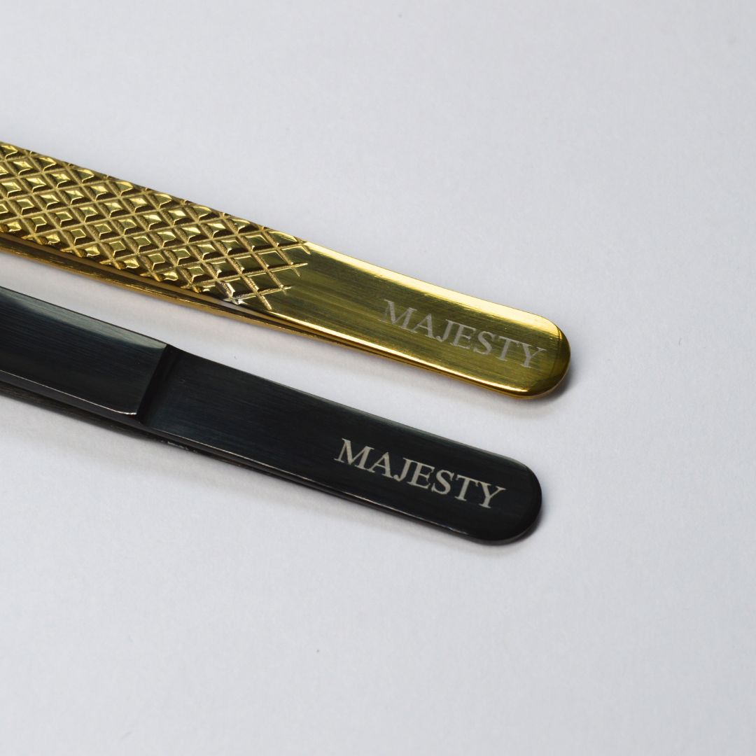 ''MAJESTY'' VOLUME TWEEZER