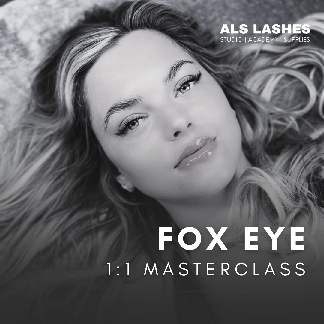 1:1 Foxy / Eyeliner Look Masterclass